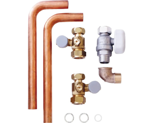 Verschiedene Sanitärinstallationsmaterialien, darunter Kupferrohre, Ventile und Anschlüsse.