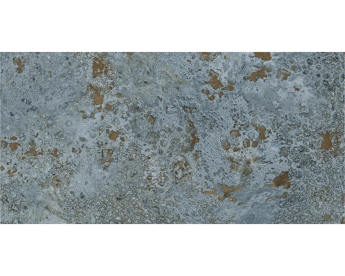 Fliese mit rauer Textur und unregelmäßigem Muster