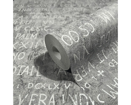 Graue Tapete mit Schriftmuster auf Rolle