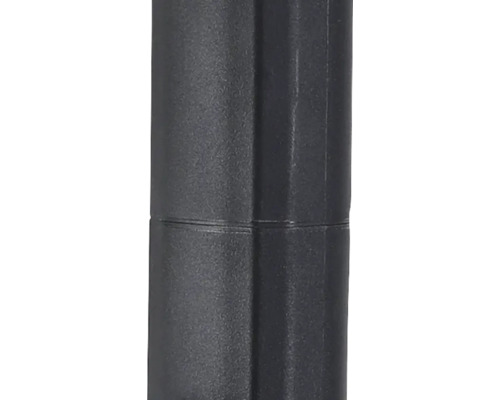 Detailaufnahme eines Metallregals