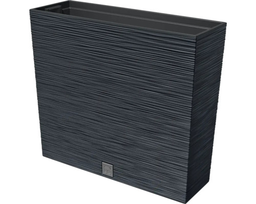 Rechteckiger Pflanzkasten mit horizontaler Linienstruktur