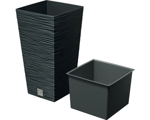 Hoher, strukturierter Pflanztopf mit herausnehmbarem Einsatz