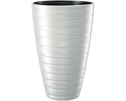 Weißer Pflanzkübel mit gerippter Oberfläche