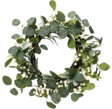 Dekorativer Türkranz mit Blättern und Beeren