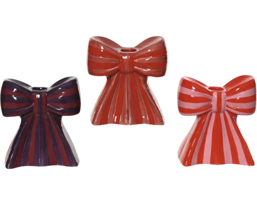 Drei gestreifte Kerzenständer in Schleifenform