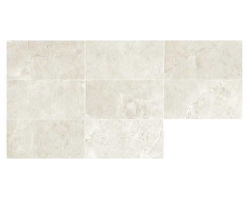 Rechteckige Bodenfliesen mit Marmoroptik