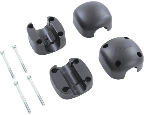 Satz aus Montageteilen, bestehend aus Klemmen, Abdeckkappen und Schrauben