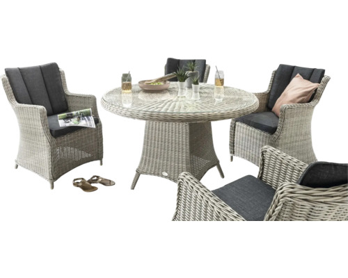 Gartensitzgruppe mit Rattantisch und Stühlen