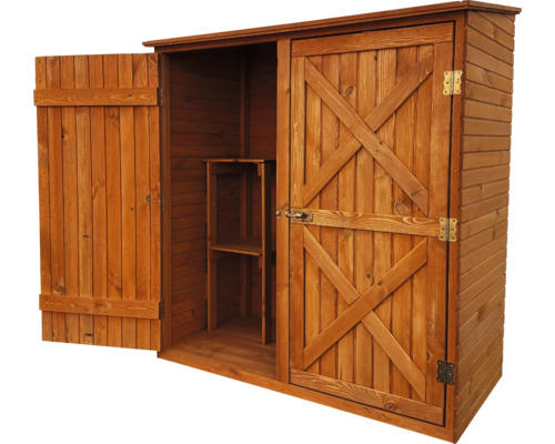 Geöffneter Holz Geräteschrank mit Regal