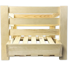 Holzregal mit mehreren Ebenen zur Aufbewahrung