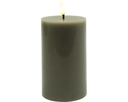 Dekorative Stumpenkerze mit LED-Flamme