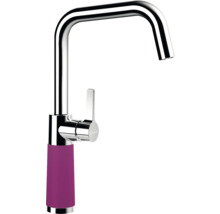 Küchenarmatur mit hohem Auslauf und violettem Griff