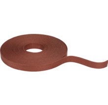 Braunes Gurtband auf einer Rolle