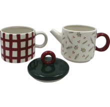 Tee-Set mit Tasse, Teekanne und Deckel