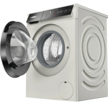 Waschmaschine mit geöffneter Tür