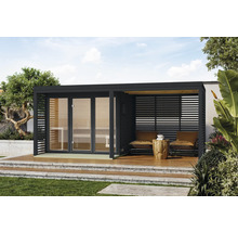 Garten mit Pavillon, Sauna und Sitzgelegenheit auf Holzterrasse