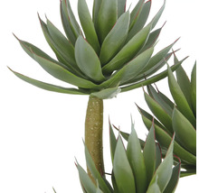 Künstliche Agave mit grünen Blättern und braunem Stiel