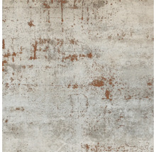 Fliesenmuster mit matter Oberfläche und Abnutzungsspuren