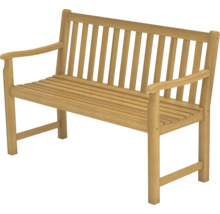 Gartenbank aus Holz mit Armlehnen