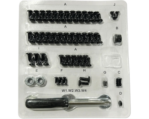 Sortiment mit Schrauben, Muttern und Werkzeug in einer transparenten Kunststoffverpackung