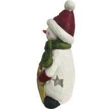 Schneemannfigur mit Mütze und Schal als Weihnachtsdekoration