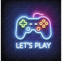 Neonreklame mit Gamepad-Controller und dem Text Lass uns spielen auf einer Ziegelwand