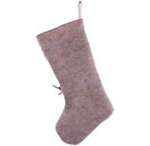 Dekorativer Nikolausstiefel aus Filz zum Aufhängen