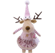 Dekorative Rentierfigur mit Mütze und Schal für die Weihnachtszeit