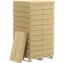 Holzfaser-Dämmplatten auf einer Palette gestapelt