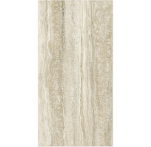 Travertinfliese mit marmorierter Oberfläche