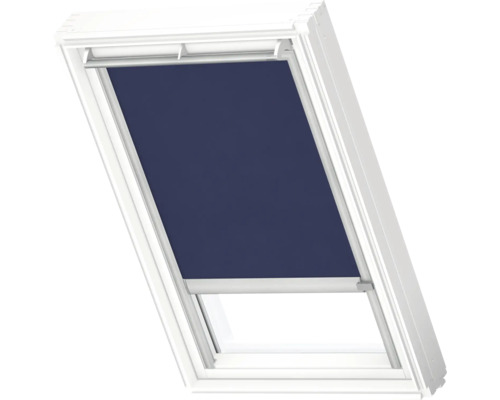 VELUX Dachfenster Rollo blickdicht blau mit grauem Alu-Rahmen elektro RML MK06 9050K Dachfenster mit blauem Rollo zur Verdunkelung