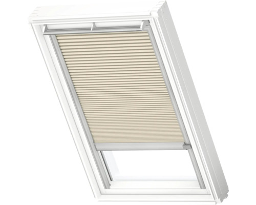 Dachfenster mit Faltrollo