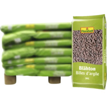 Stapel Säcke mit Blähton von FloraSelf