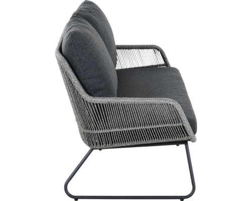 Gartencouch mit Kissen und geflochtenem Rahmen