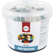 Glasmosaiksteine in einem transparenten Behälter von Artdecor.