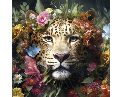 Leopardenkopf mit Blumenschmuck