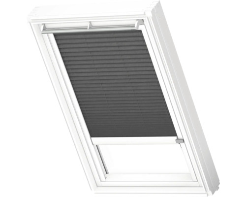 Dachfenster mit Verdunkelungsplissee