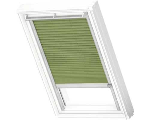 Dachfenster mit Plissee zur Verdunklung