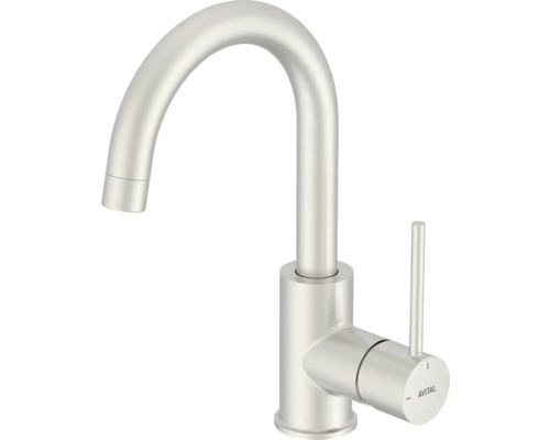 Küchenarmatur mit hohem Auslauf