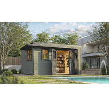 Modernes Gartenhaus aus Holz mit offenstehenden Doppeltüren neben Pool