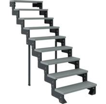 Treppe aus Metall mit sieben Stufen