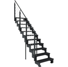 Metalltreppe mit Geländer und Stahlseilen