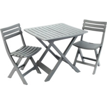 Gartentisch mit zwei Stühlen aus Holz