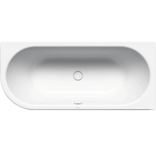 Oval geformte Badewanne mit Ablauf in der Mitte