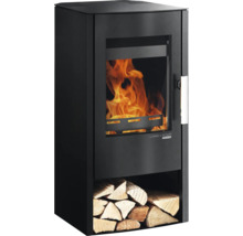 Kaminofen mit Holzfach und brennendem Feuer