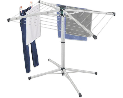 Drehwäscheständer mit aufgehängter Wäsche