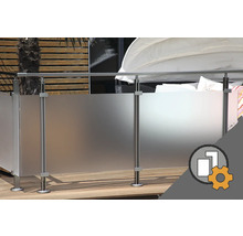 Terrasse mit Glasgeländer für Wind- und Sichtschutz