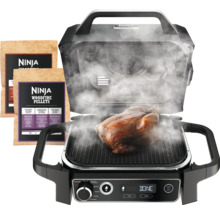 Ninja Grill mit Hühnchen und Holzpellets