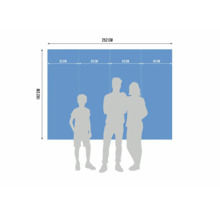 Größenangaben einer Wandverkleidung: 182 cm hoch und 252 cm breit.