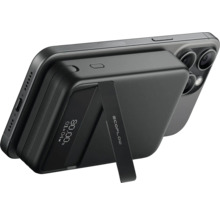 Schwarze magnetische Powerbank am Smartphone mit EcoFlow Logo
